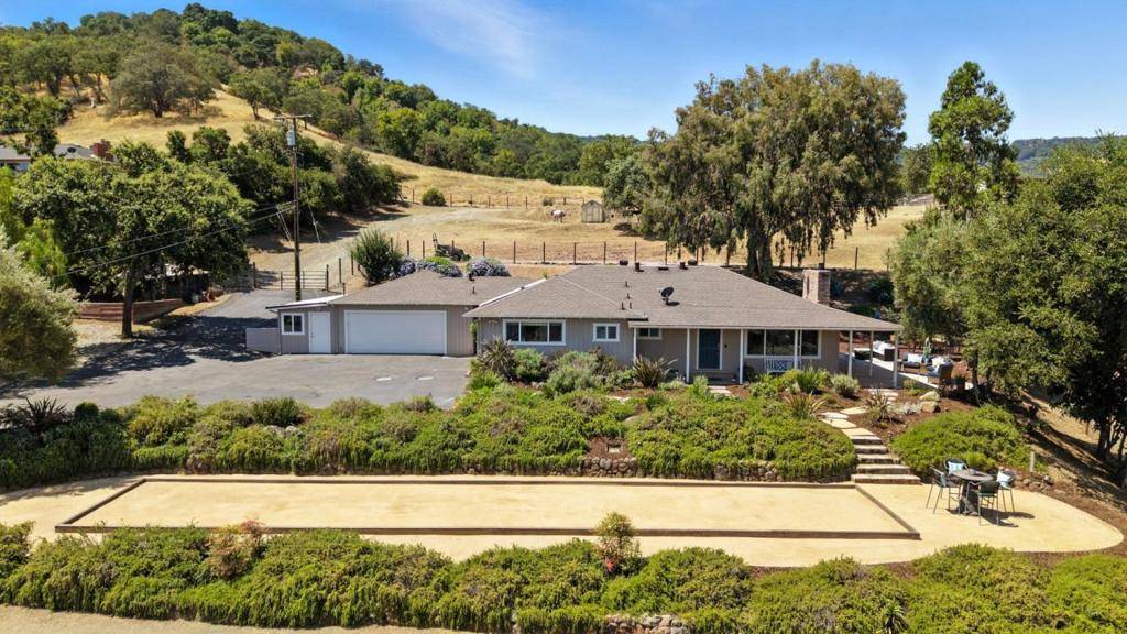 19541 Almaden RD, San Jose, CA 95120