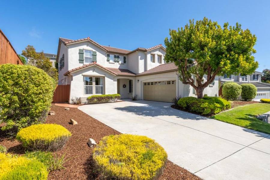 5043 Sunset Vista DR, Seaside, CA 93955