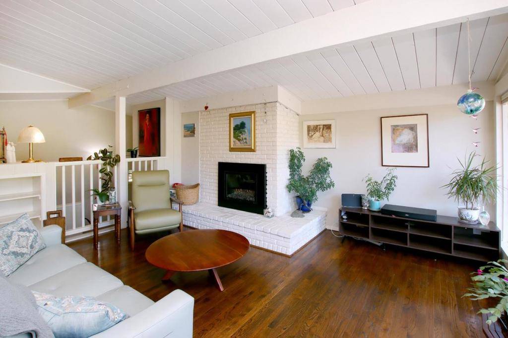Aptos, CA 95003,620 Rio Del Mar BLVD