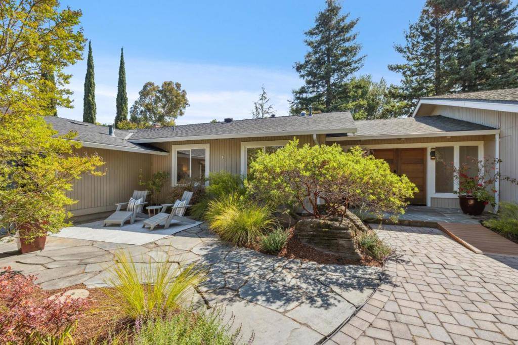 Palo Alto, CA 94306,822 Mesa CT