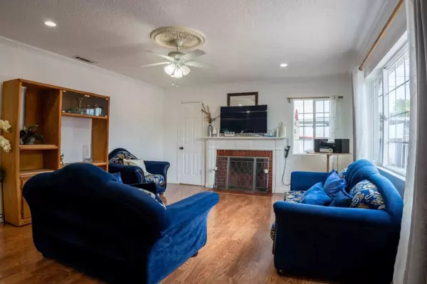 East Palo Alto, CA 94303,2232 Euclid AVE