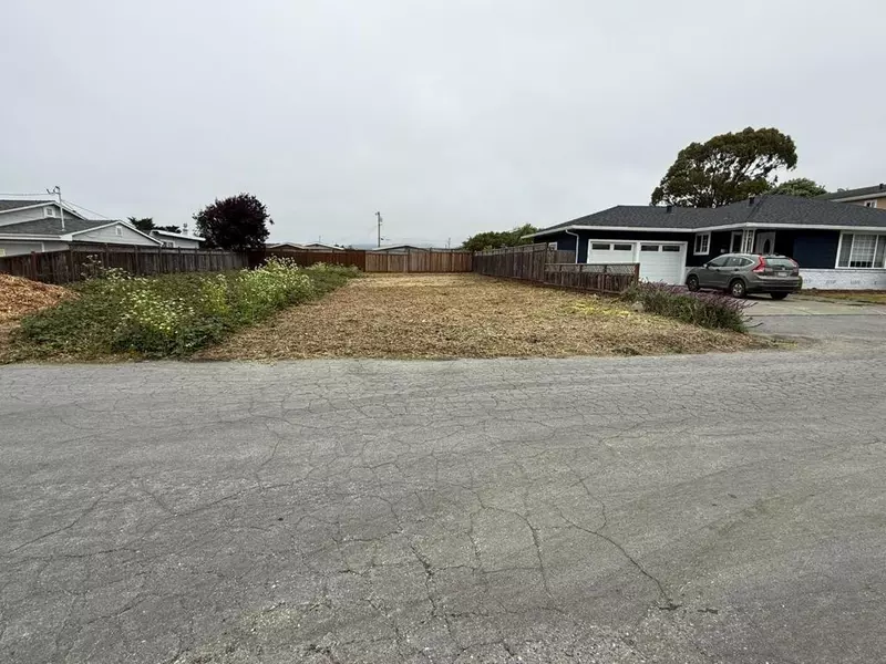 0 Grove ST, Half Moon Bay, CA 94019