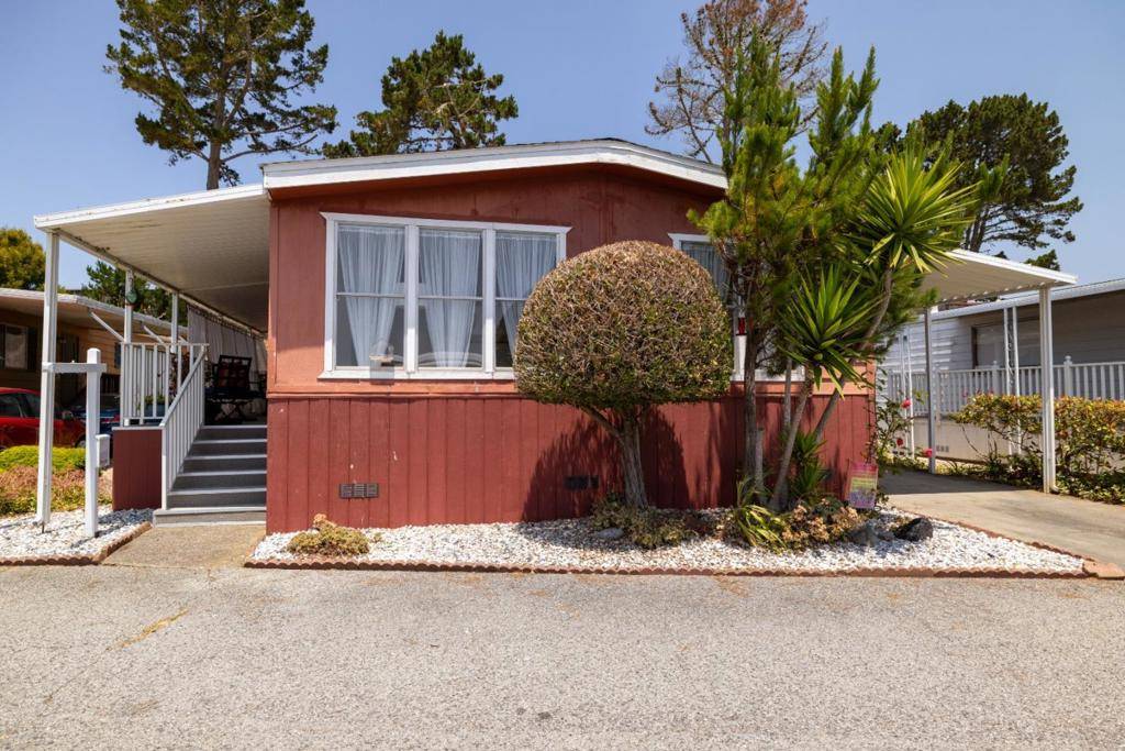 Half Moon Bay, CA 94019,120 Oceanview Ave