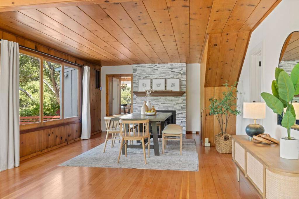 Carmel Valley, CA 93924,18 Upper CIR