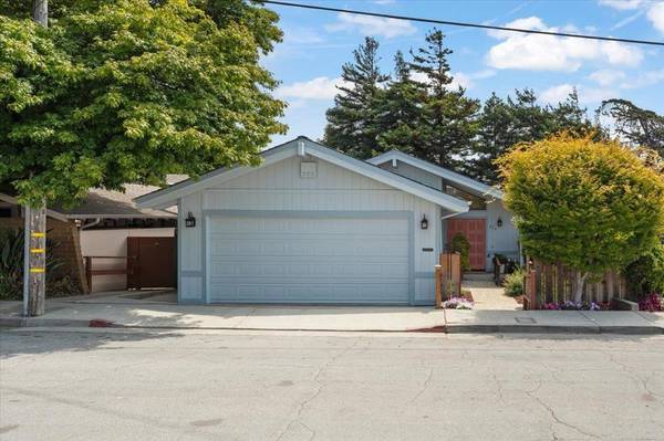 Santa Cruz, CA 95062,224 Pilkington AVE
