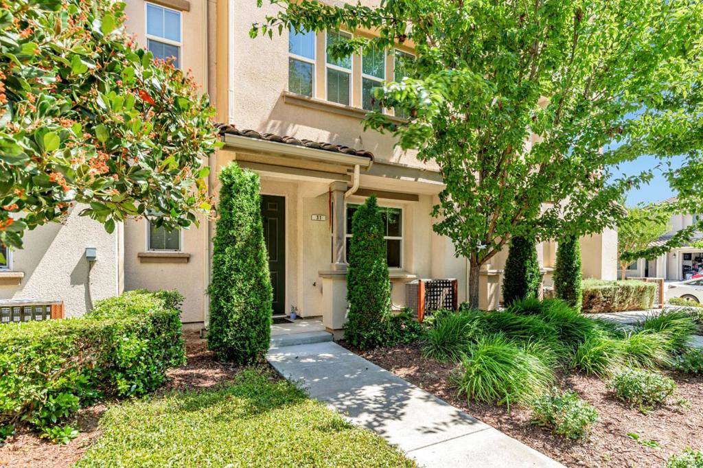31 Dill LN, Morgan Hill, CA 95037