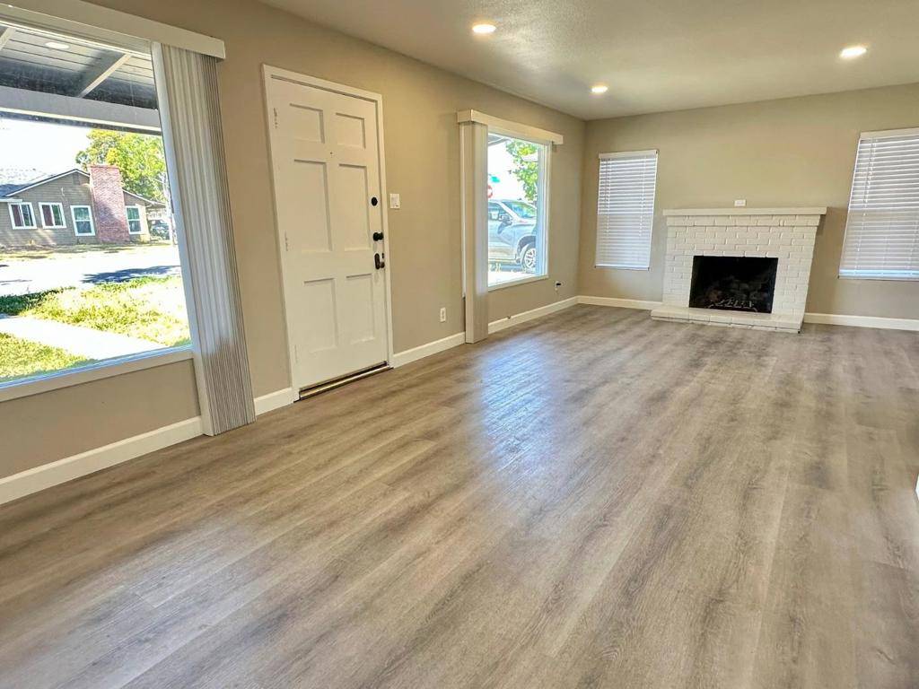 Salinas, CA 93906,364 Sequoia ST
