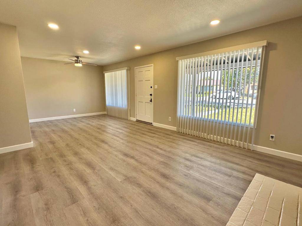 Salinas, CA 93906,364 Sequoia ST