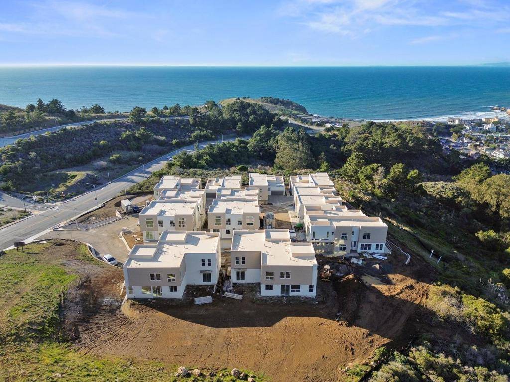 829 Fassler AVE, Pacifica, CA 94044