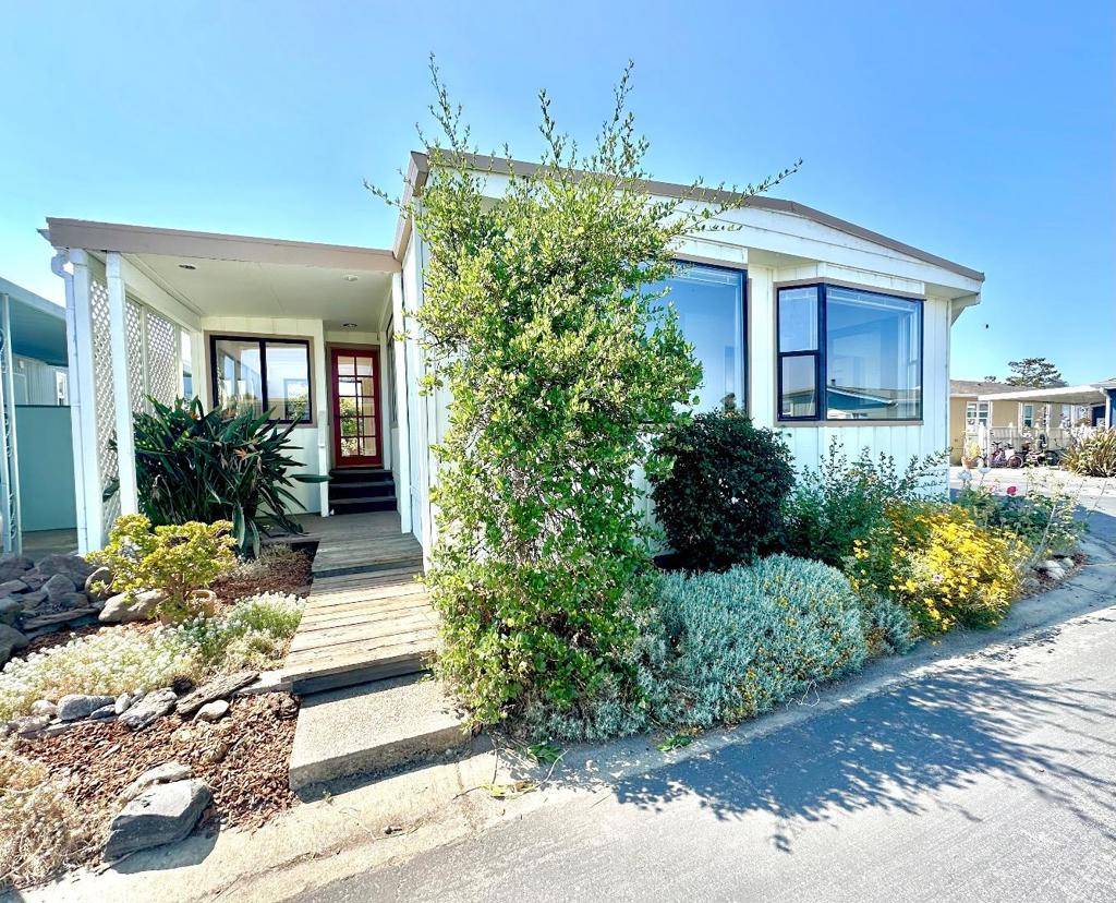 2395 Delaware AVE, Santa Cruz, CA 95060