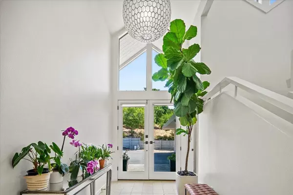 Carmel Valley, CA 93924,31499 Via Las Rosas