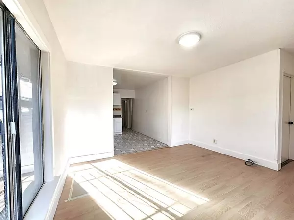 Oakland, CA 94606,2645 23rd AVE