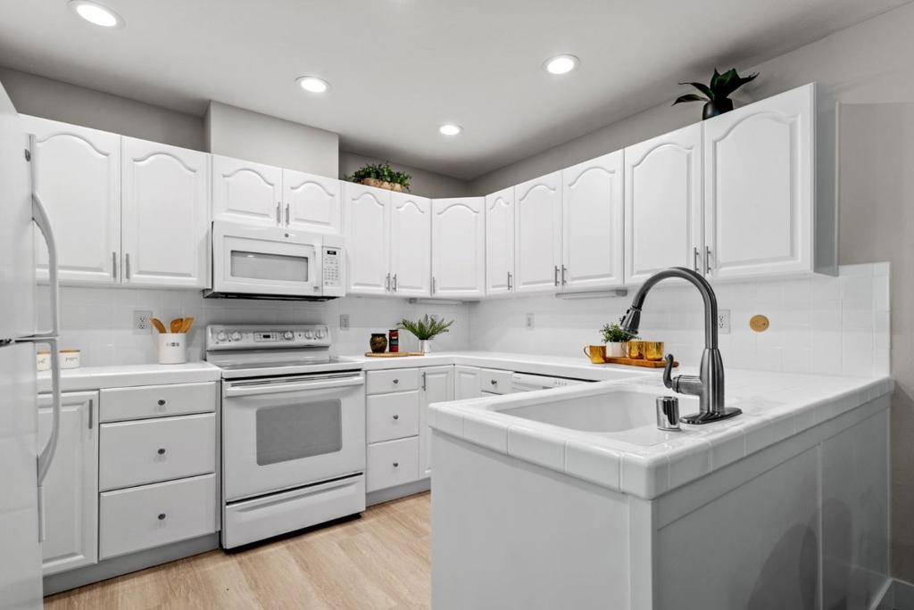 Campbell, CA 95008,297 Watson DR #1