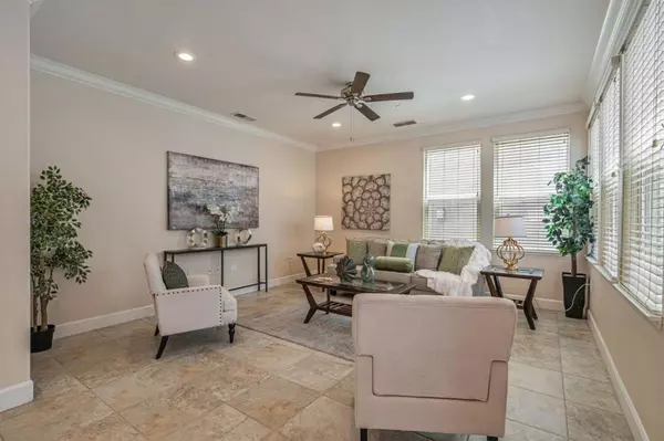 San Jose, CA 95123,6083 Golden Vista DR