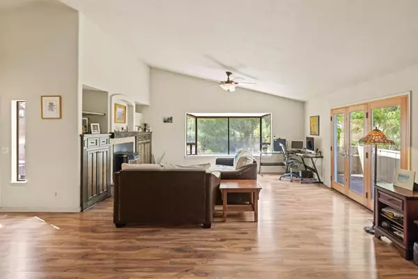 Salinas, CA 93908,453 Corral De Tierra RD