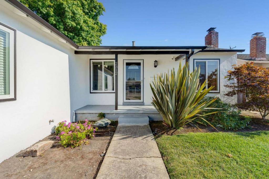 San Jose, CA 95128,2312 Woodland AVE