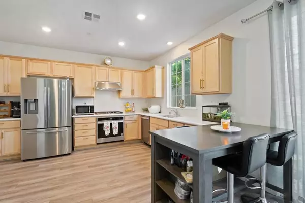 Gilroy, CA 95020,1455 Winzer PL