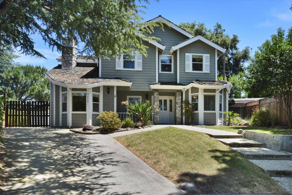22081 Hibiscus CT, Cupertino, CA 95014