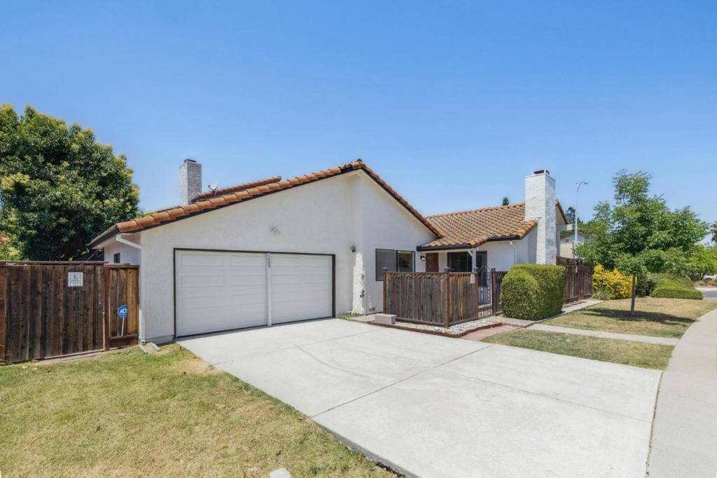 Milpitas, CA 95035,1009 Courtland AVE