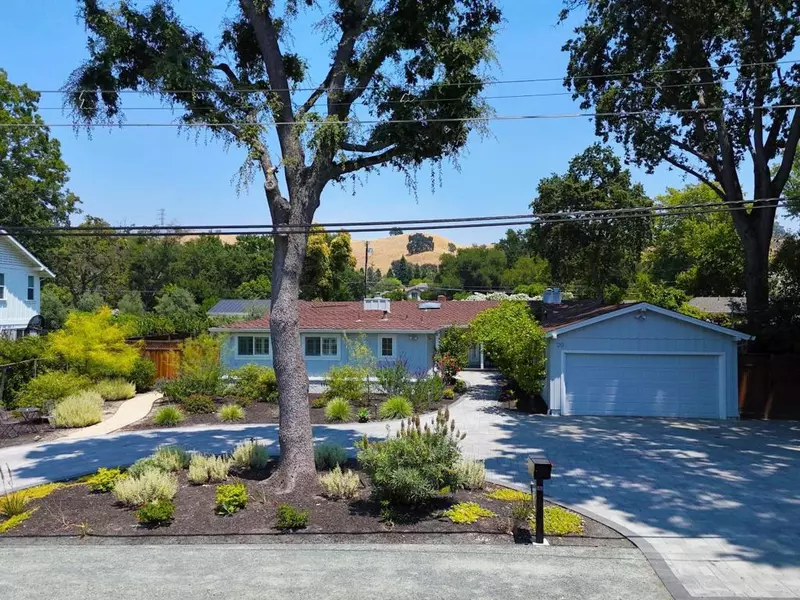 20 Sara LN, Alamo, CA 94507