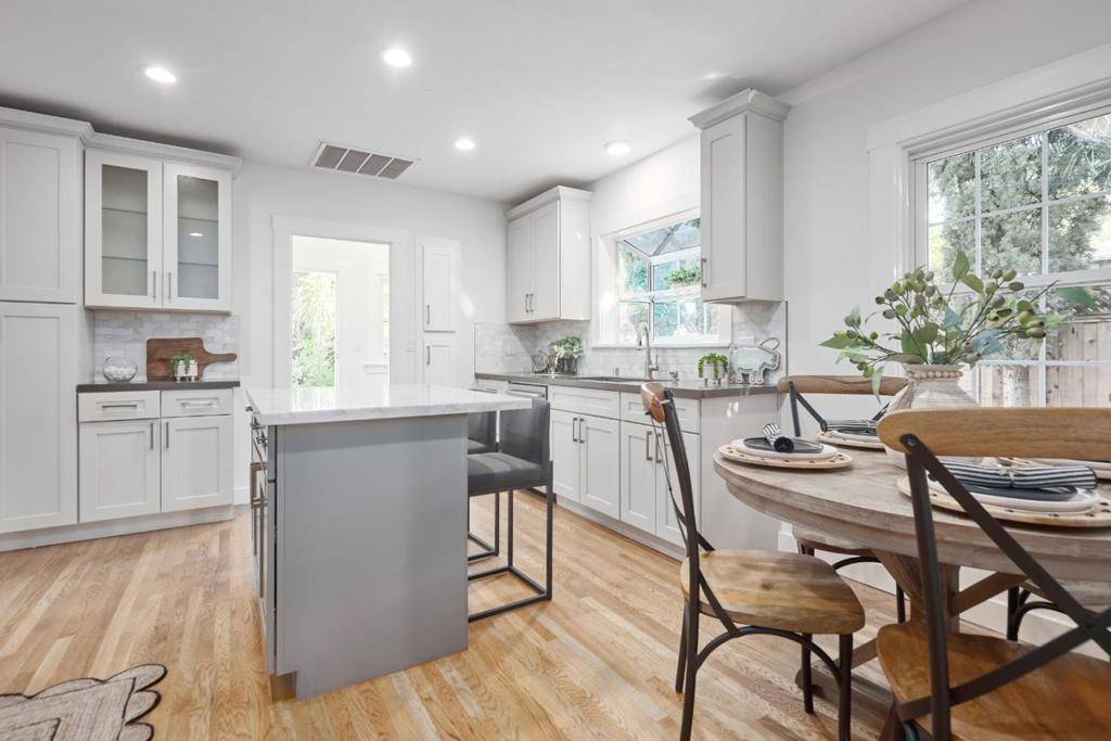 Mountain View, CA 94041,767 Calderon AVE