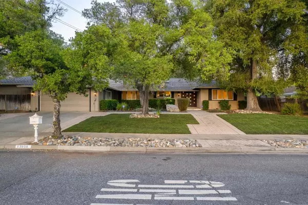 13010 Glen Brae DR, Saratoga, CA 95070