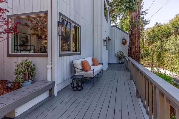 Los Altos, CA 94024,1231 Gronwall LN