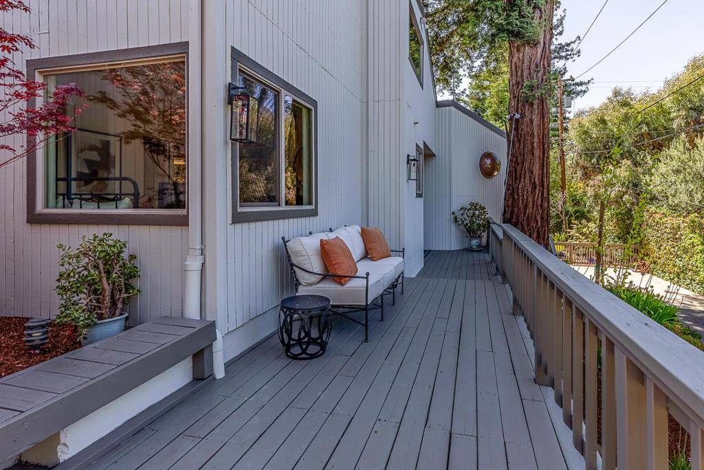 Los Altos, CA 94024,1231 Gronwall LN