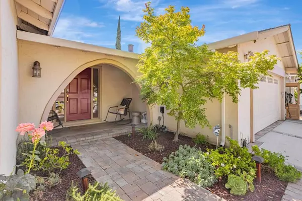 San Jose, CA 95124,5456 Del Oro DR