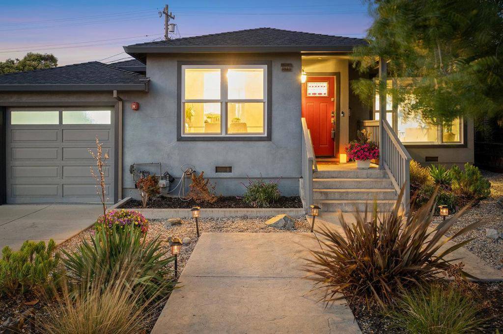 San Mateo, CA 94403,3813 Pasadena DR