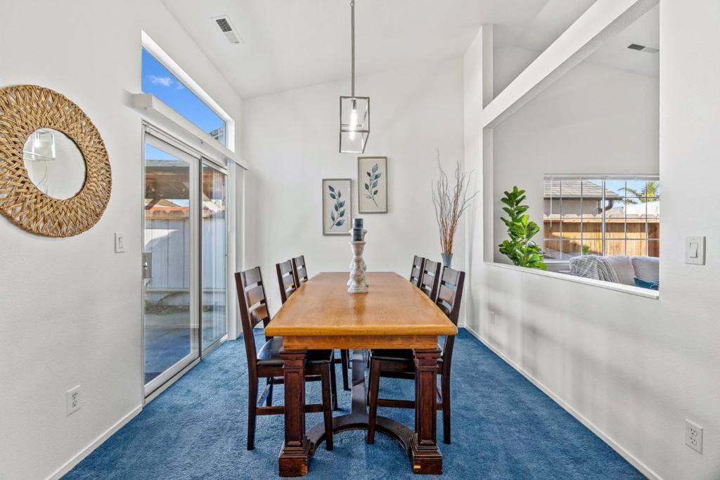 Salinas, CA 93905,910 Cortina WAY