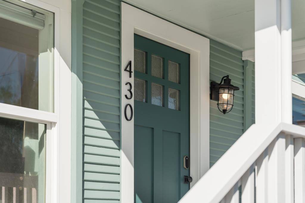 Aptos, CA 95003,430 Hillcrest DR