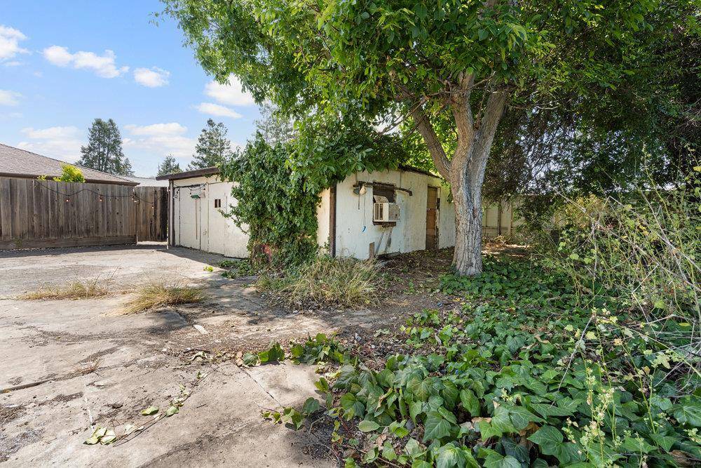 Mountain View, CA 94043,2187 Wyandotte ST
