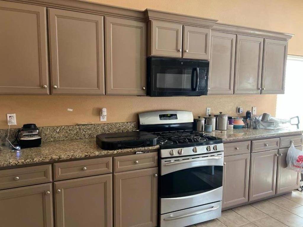 Fresno, CA 93727,6431 E Cortland Ave