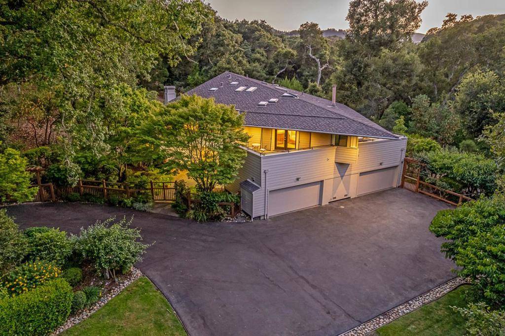 Portola Valley, CA 94028,3 Oak Forest CT