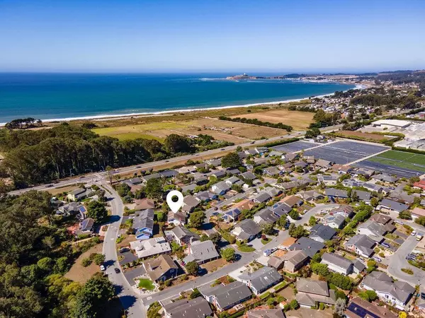 Half Moon Bay, CA 94019,2008 Touraine LN