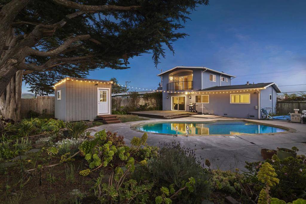 Pacifica, CA 94044,1215 Lerida WAY