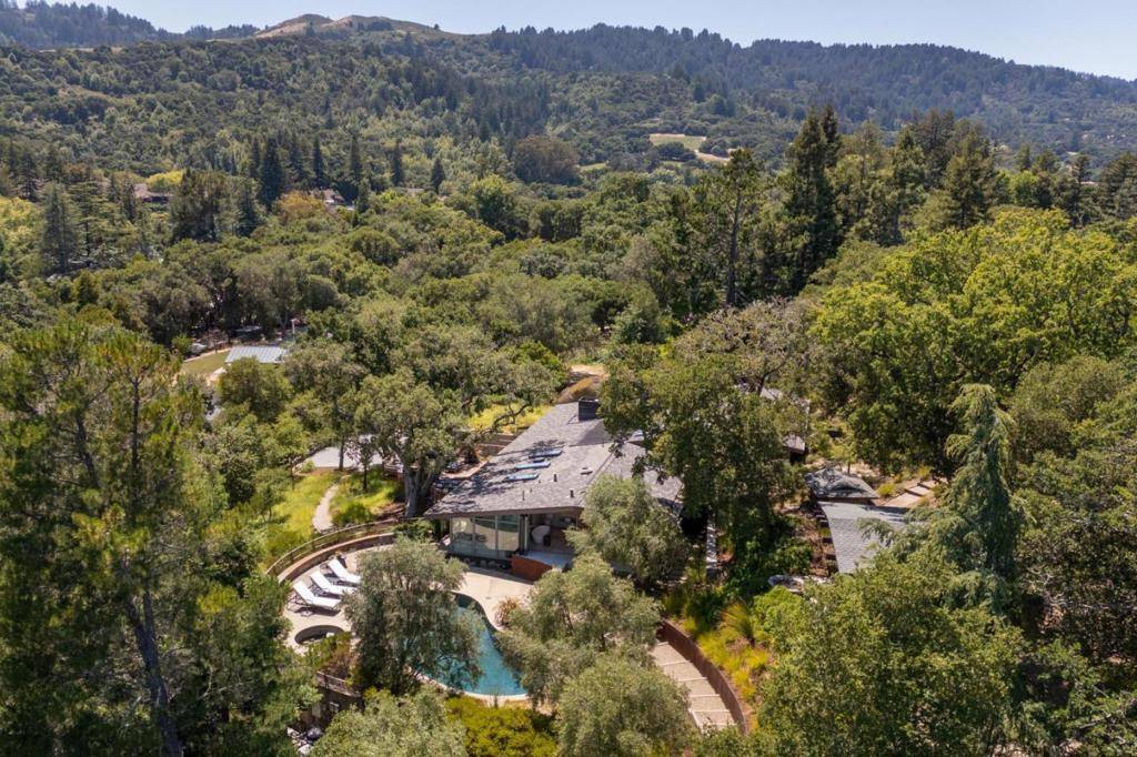 Portola Valley, CA 94028,22 Grove DR