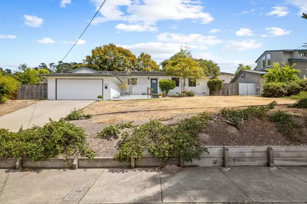 Monterey, CA 93940,2074 Marsala CIR