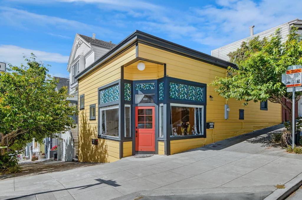 San Francisco, CA 94114,950 Noe ST