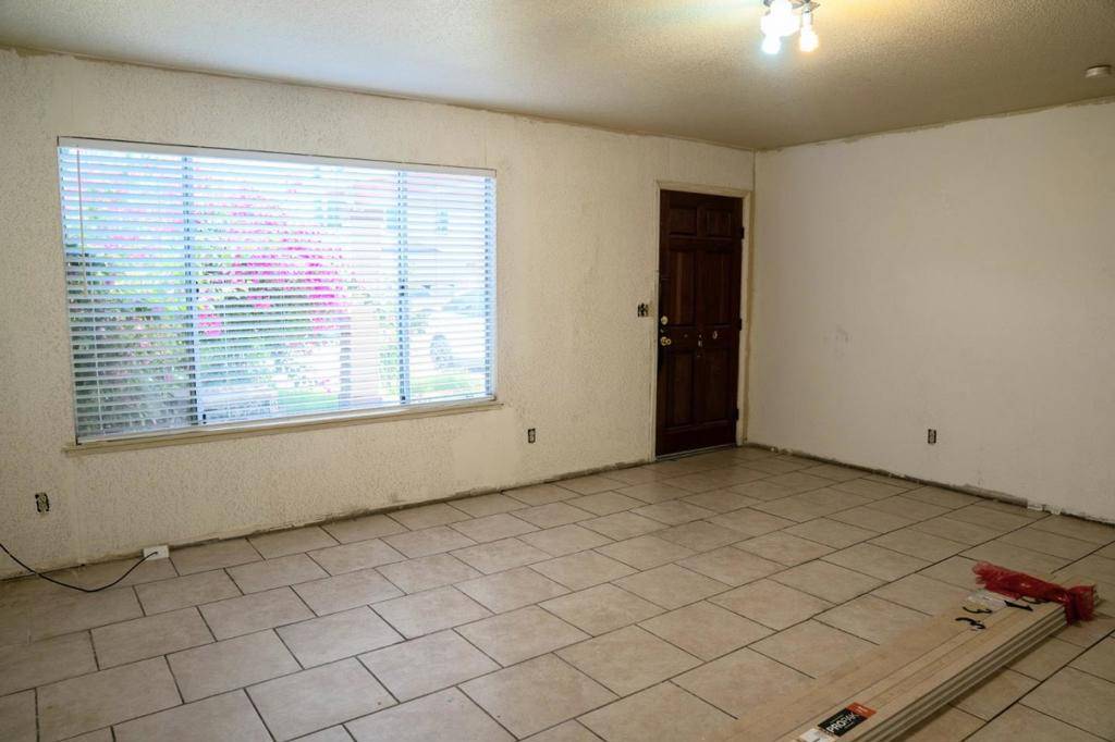 Stockton, CA 95206,1333 Luna LN