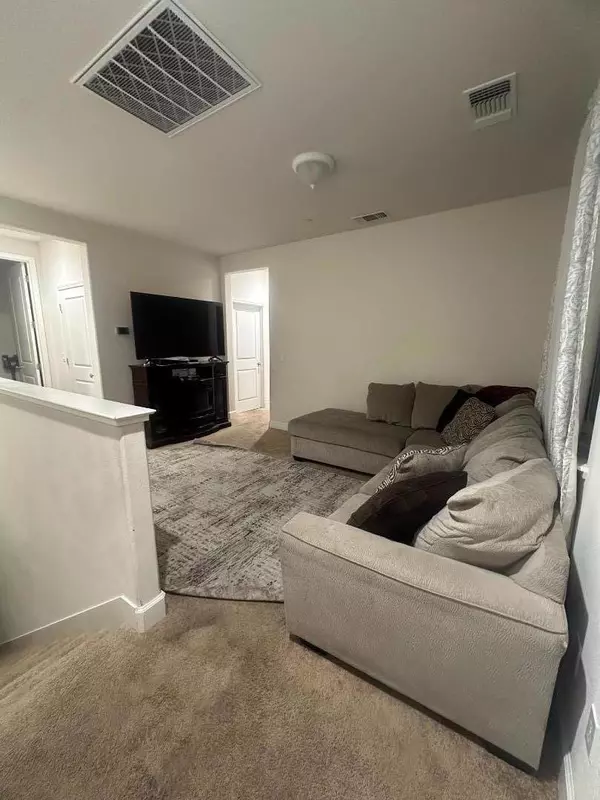 Hollister, CA 95023,755 Alicante DR