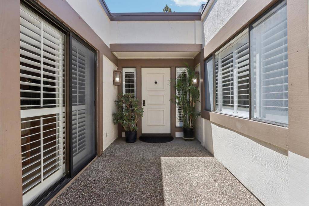 San Jose, CA 95135,6343 Whaley DR