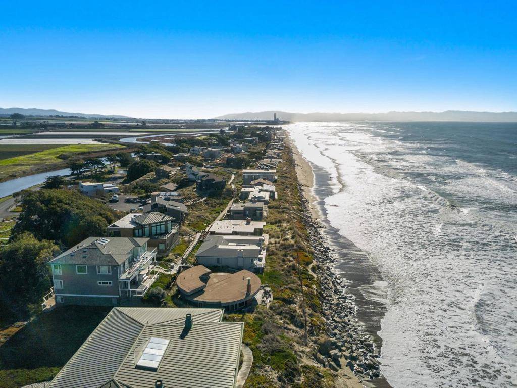 60 Avocet CIR, Watsonville, CA 95076