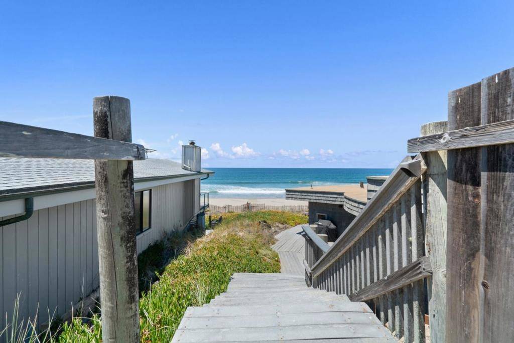 Watsonville, CA 95076,60 Avocet CIR
