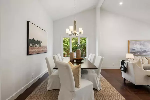 San Mateo, CA 94403,18 Condon CT
