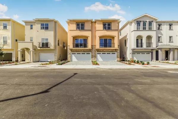 Watsonville, CA 95076,409 San Luis AVE