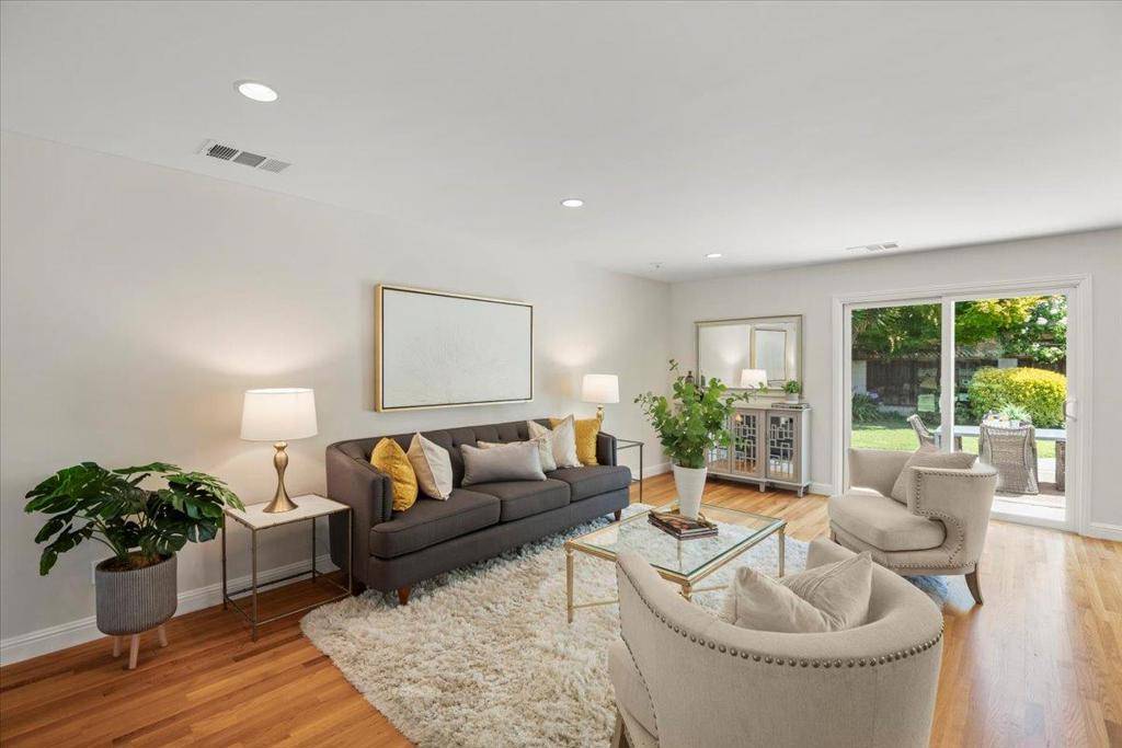 San Jose, CA 95128,2032 W Hedding ST