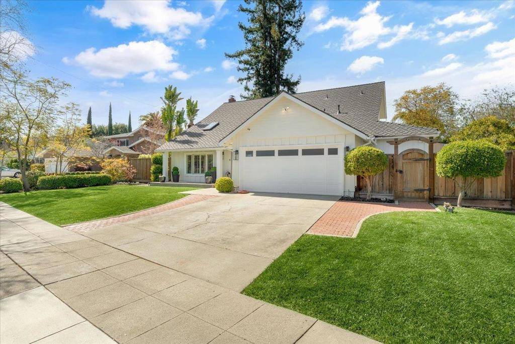 Los Gatos, CA 95032,305 Albert DR