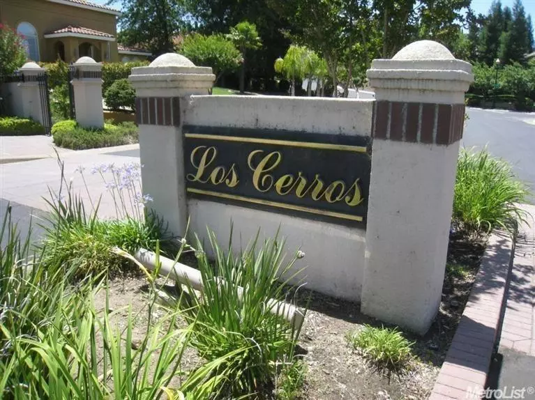 102 Black Gold LN, Folsom, CA 95630